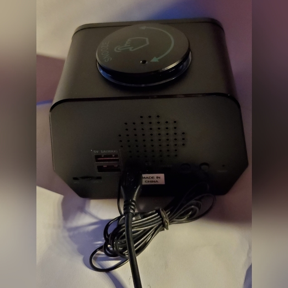 Multi functional alarm clock - Picture 2 of 10